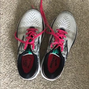 Brooks Ghost Tennis Shoes